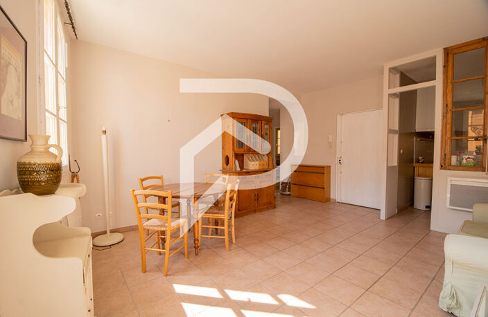 Hotel de Ville Marseille - Appartement Marseille 13002  Joli 3 pièce(s) 65 m2 — photo 5