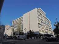 CANNES - ANGLE CARNOT LORD BYRON - ETAGE ELEVE - 3 PIECES TERRASSES - GARAGE - CAVE — photo 2