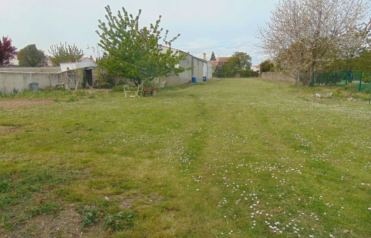 terrain  pièces 2108 m2 à vendre à Aigrefeuille-d'Aunis (17290)