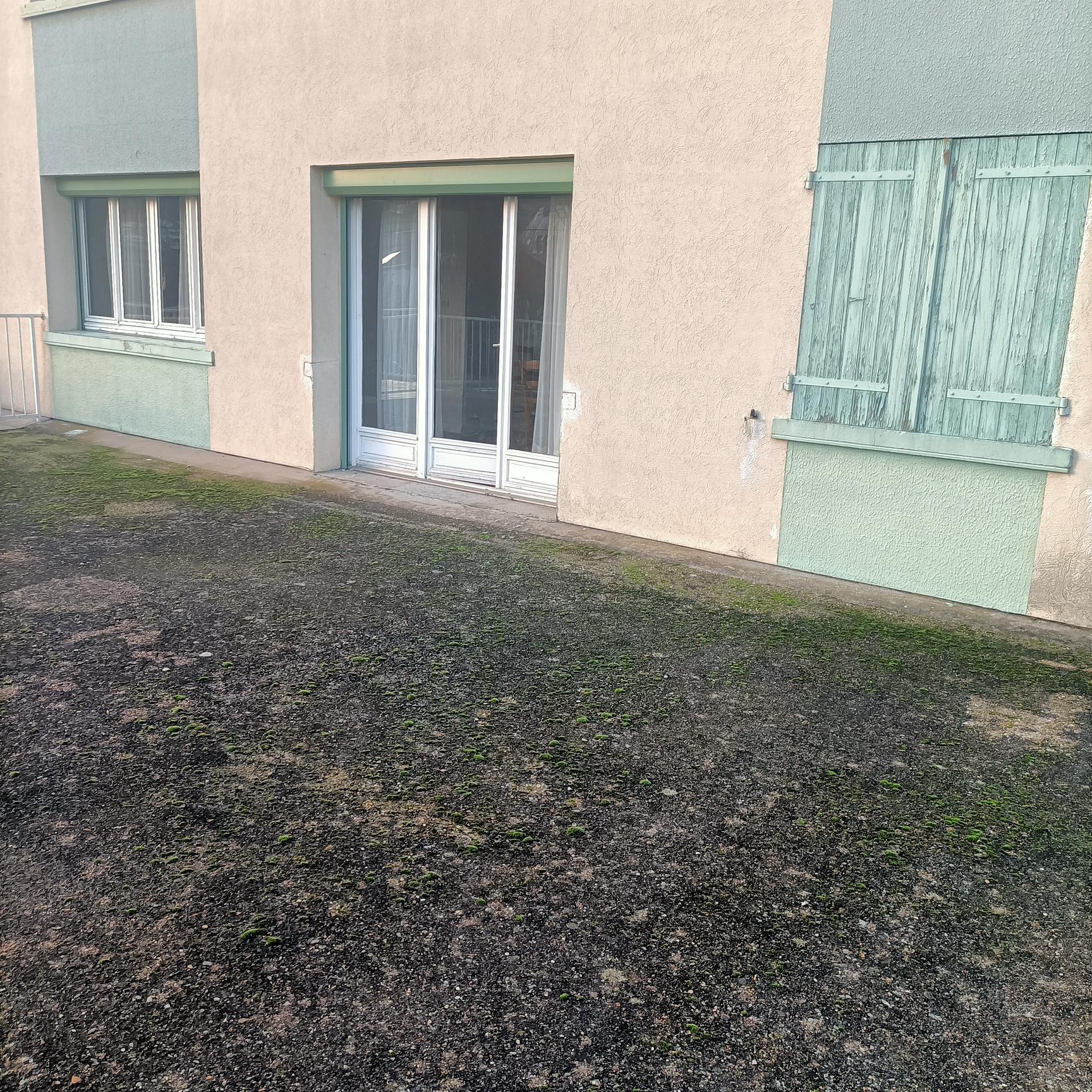 Vente T2 50 m² à Chauffailles 65 000 ¤