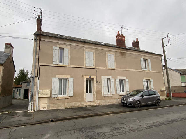 IMMEUBLE à BOURGES de 8 appartements — photo du bien