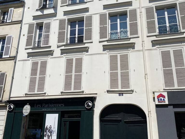 studio avec poutres proche des écoles et commerces — photo 1