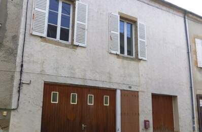 MAISON AVEC GARAGE ET COURETTE COEUR VILLAGE TOUS COMMERCES 37 000 € — photo du bien