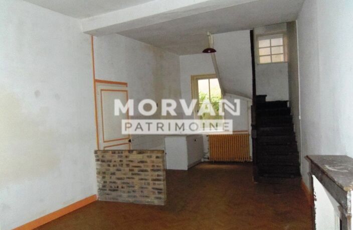MAISON AVEC GARAGE ET COURETTE COEUR VILLAGE TOUS COMMERCES 37 000 € — photo 4