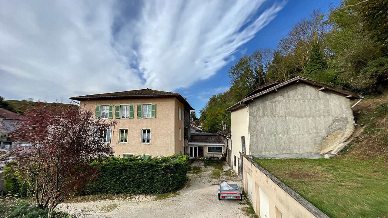 immeuble  pièces 170 m2 à vendre à Saint-Jean-de-Bournay (38440)