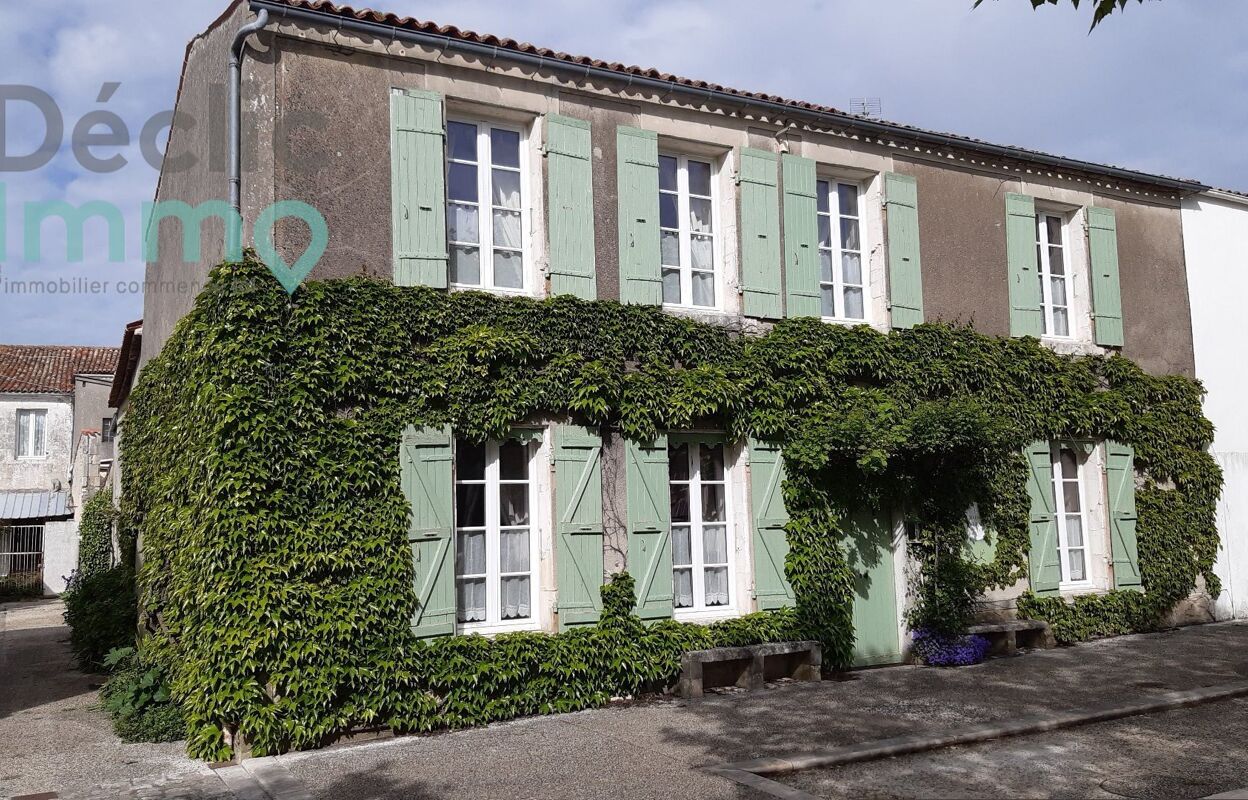 maison 8 pièces 250 m2 à vendre à Marennes (17320)