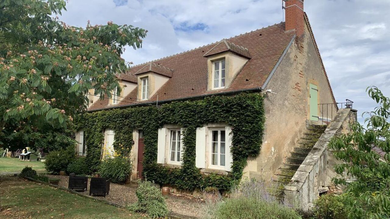 maison 6 pièces 168 m2 à vendre à Saint-Amand-Montrond (18200)