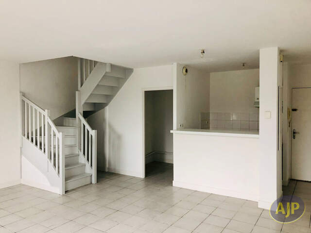 Appartement T3 BIS en duplex de73 m2 ! — photo du bien
