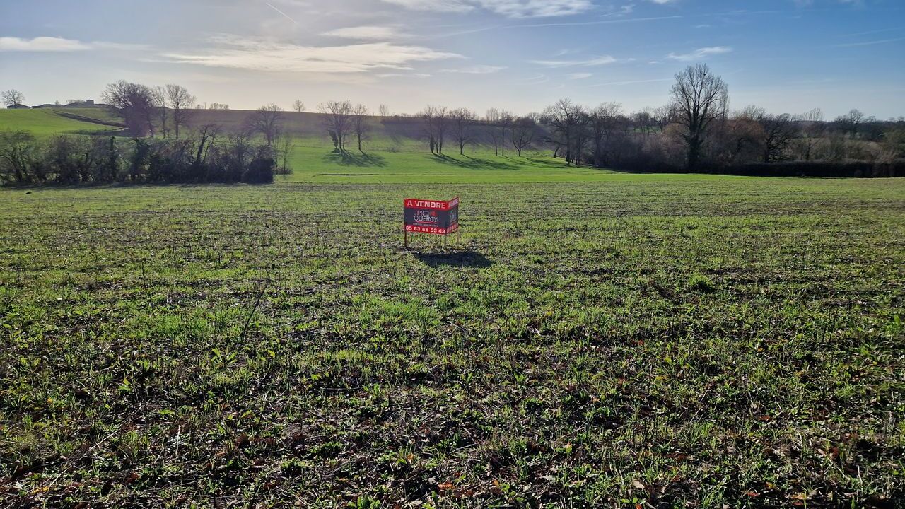 terrain  pièces  m2 à vendre à Saint-Cirq (82300)