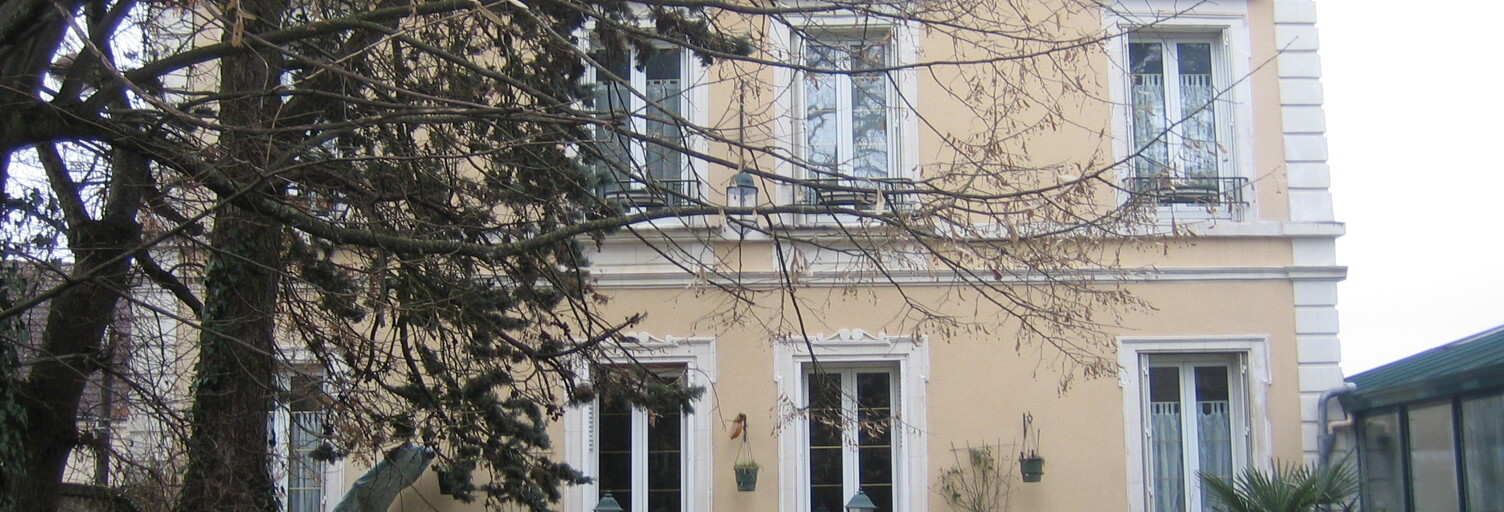 Maison 12 Pièces 322 m² à vendre à Chabris (36210)