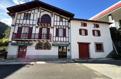 maison 10 pièces 306 m2 à vendre à Saint-Jean-Pied-de-Port (64220)