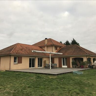 Maison 8 pièces 194 m²