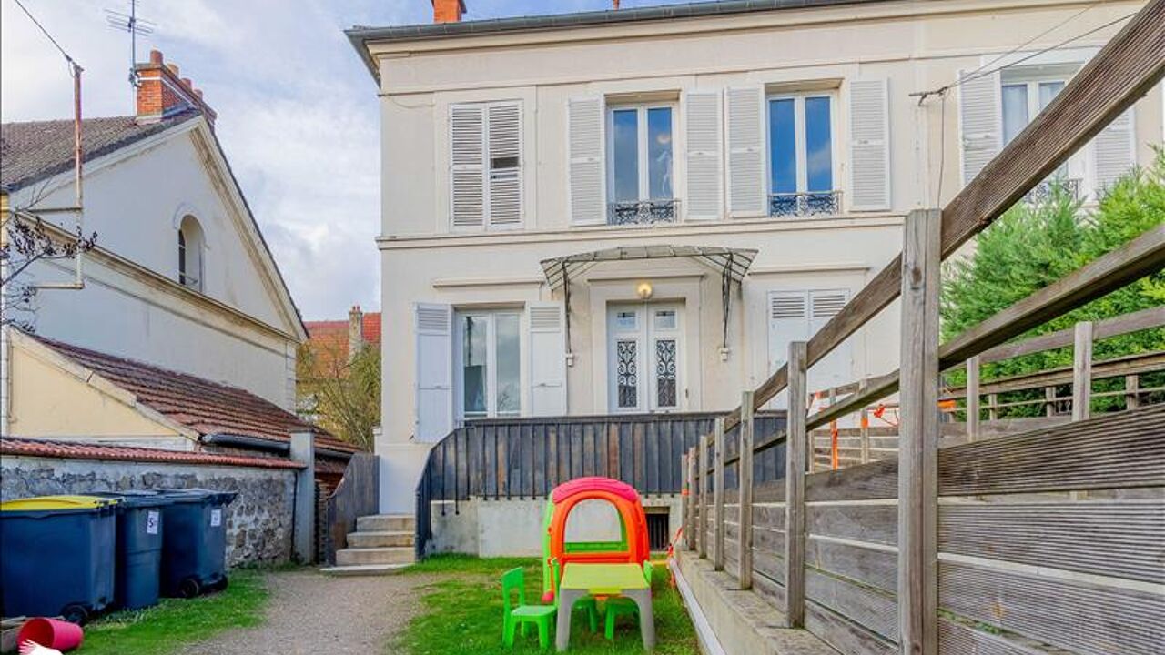 maison 6 pièces 125 m2 à vendre à Les Mureaux (78130)
