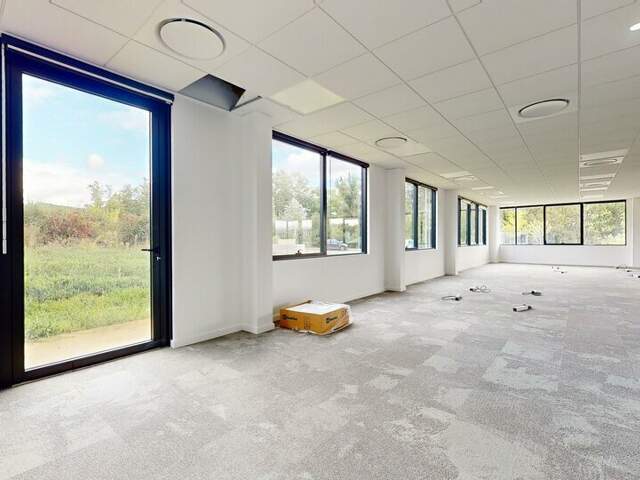 BUREAUX à LOUER — photo du bien
