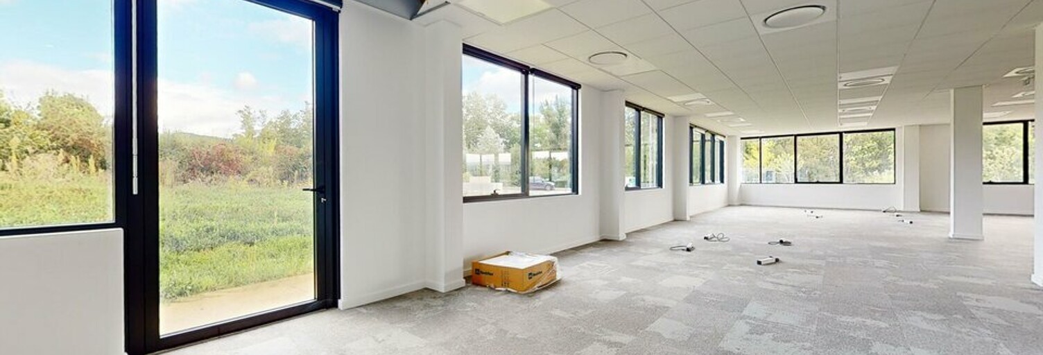 Bureau  829 m² à louer à Limonest (69760)