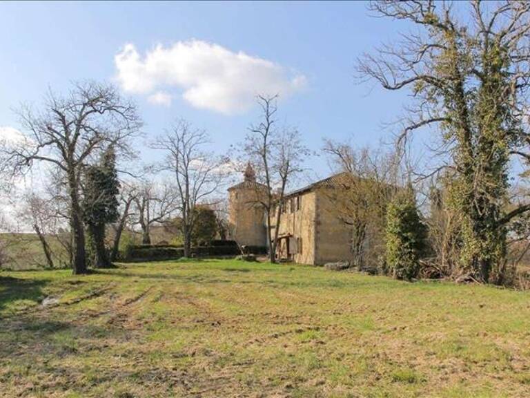 Ferme (tte) de 8 pièces principales — photo 1