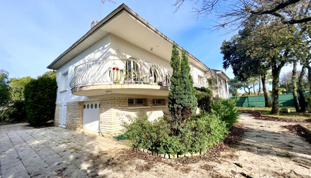 Villa / Maison 9 pièces  à vendre Vaux-sur-Mer 17640