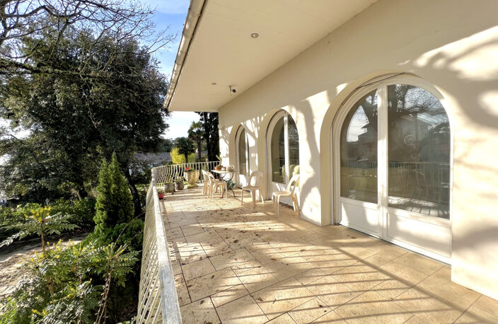 VAUX sur MER-  proche Pontaillac et plage de Nauzan - Villa — photo 5