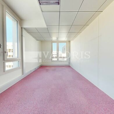 Bureau 375 m²