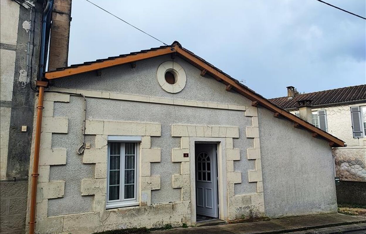 maison 4 pièces 77 m2 à vendre à Le Fouilloux (17270)