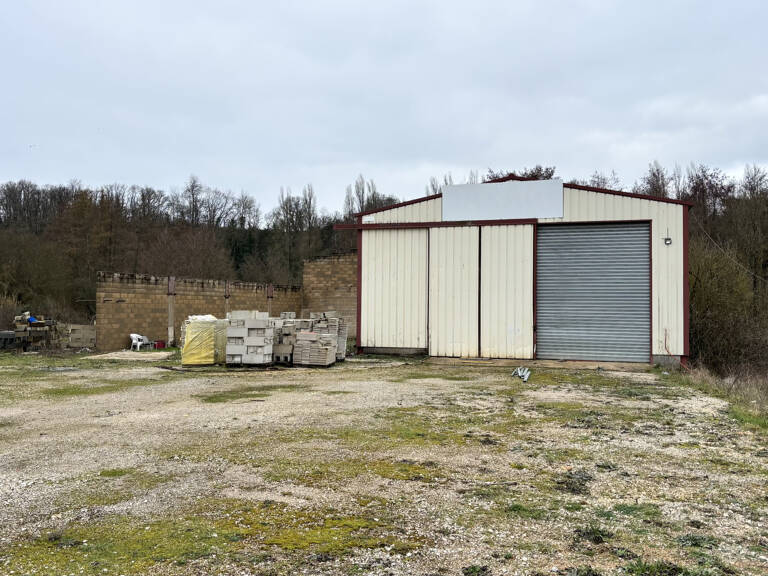 LIMITROPHE CHATEAUDUN — photo 1
