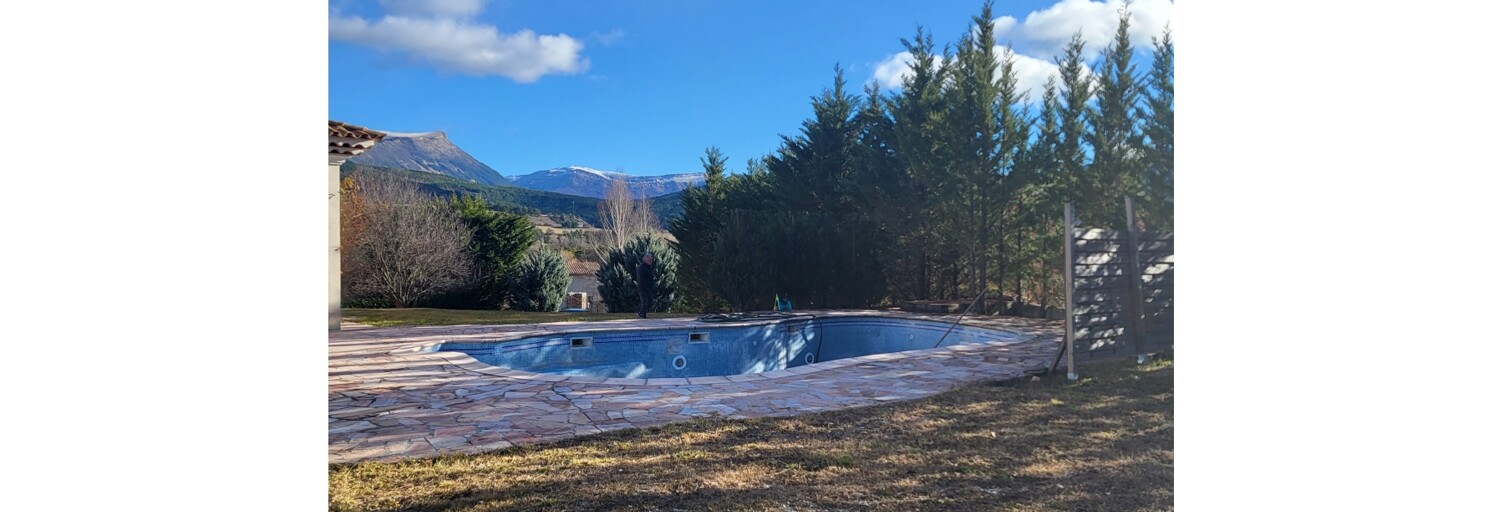 Terrain  732 m² à vendre à Saint-André-les-Alpes (04170)