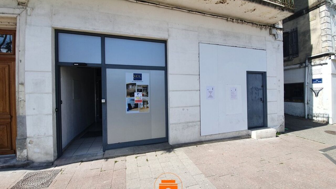 commerce 3 pièces 117 m2 à vendre à Le Teil (07400)