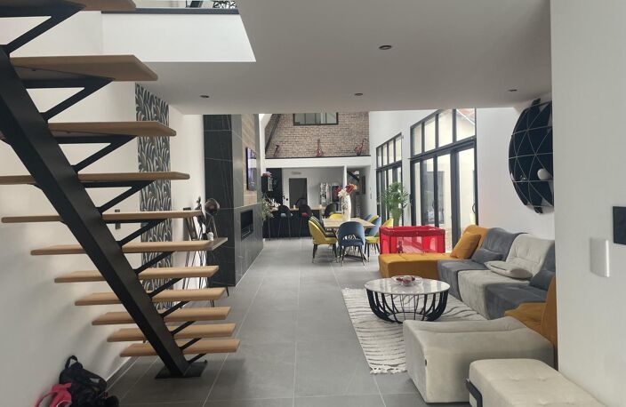 LOFT — photo 4