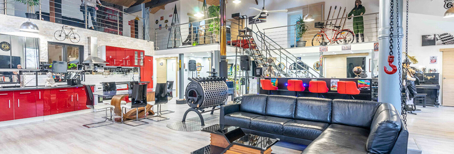 Maison 8 Pièces 325 m² à vendre à Saint-Père-en-Retz (44320)