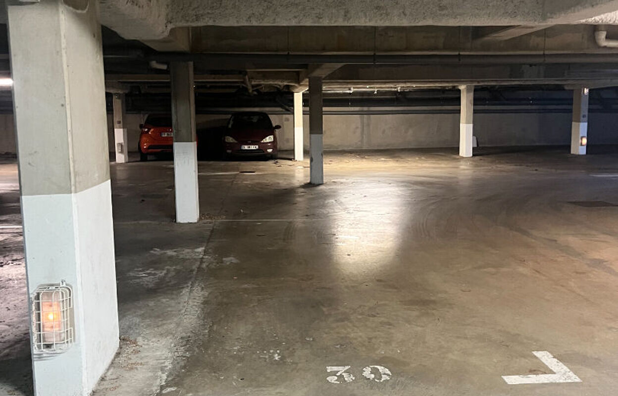 garage  pièces  m2 à vendre à Rouen (76100)