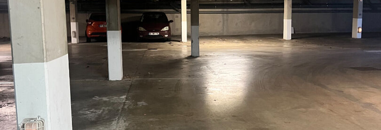 Garage   m² à vendre à Rouen (76100)