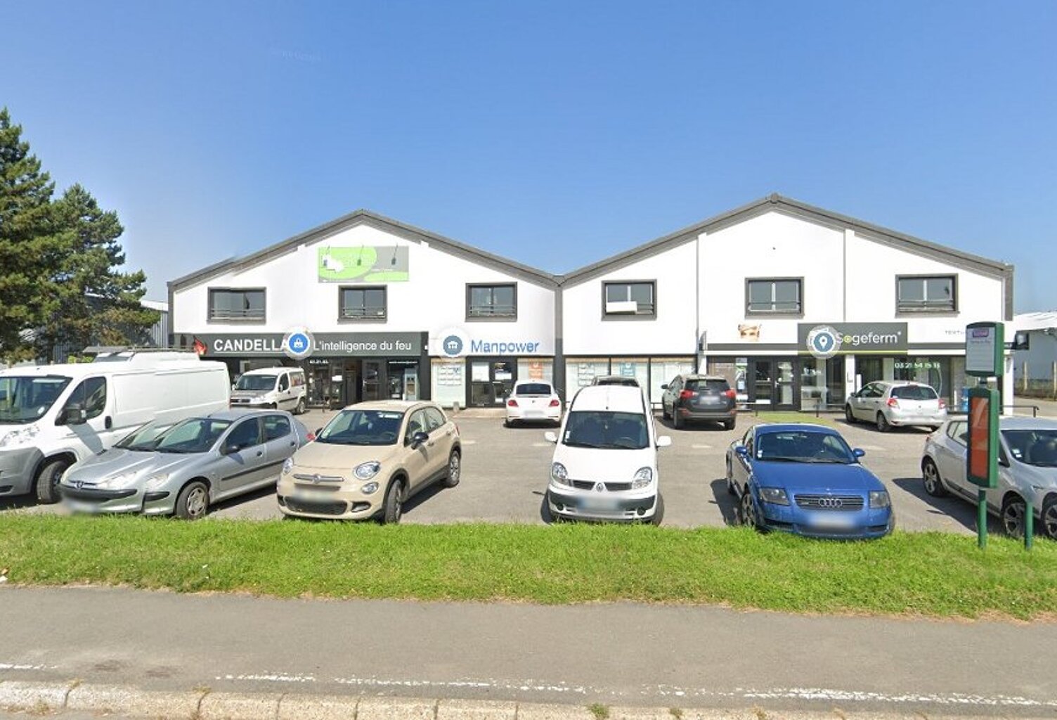 Local commercial — photo 1