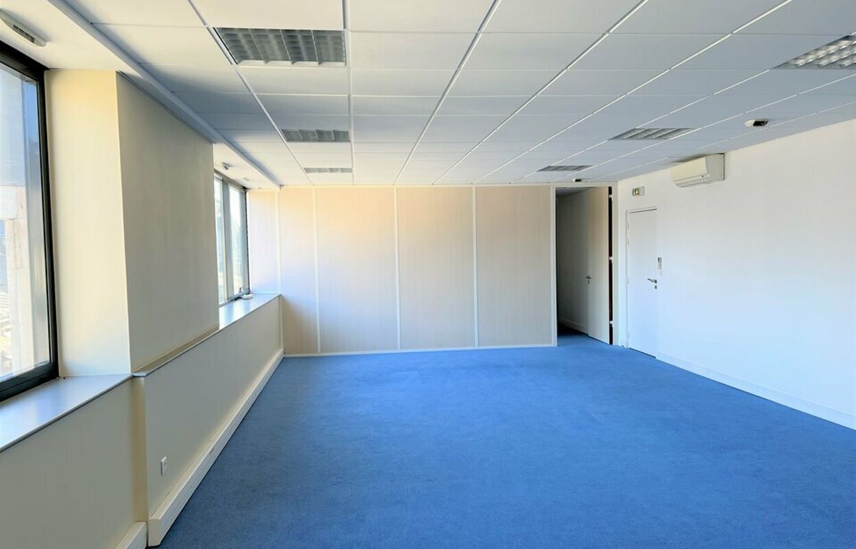 bureau  pièces 115 m2 à louer à Tours (37000)