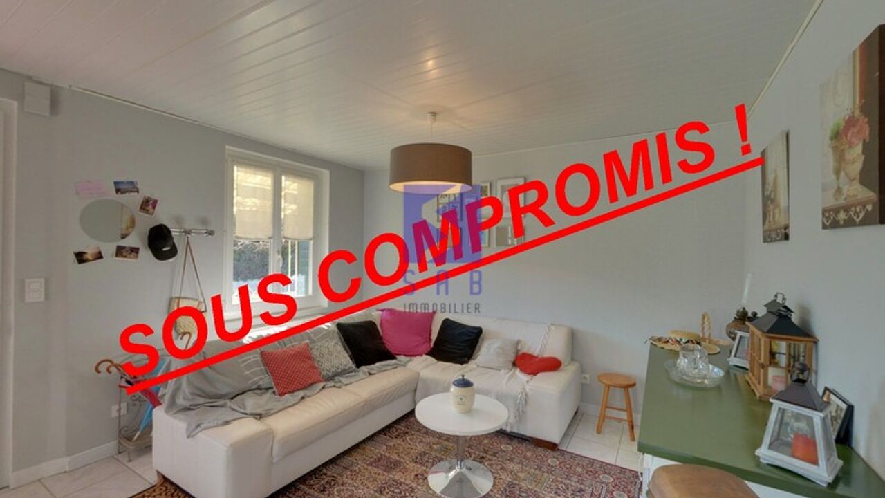 appartement 5 pièces 80 m2 à vendre à Saint-Sauveur-de-Montagut (07190)