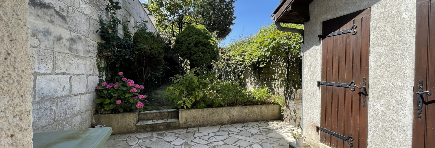 Immeuble  198 m² à vendre à Angoulême (16000)