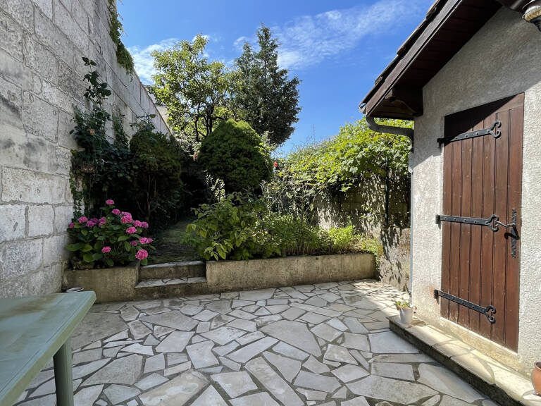 IMMEUBLE DE RAPPORT LOCATIF MIXTE — photo 1