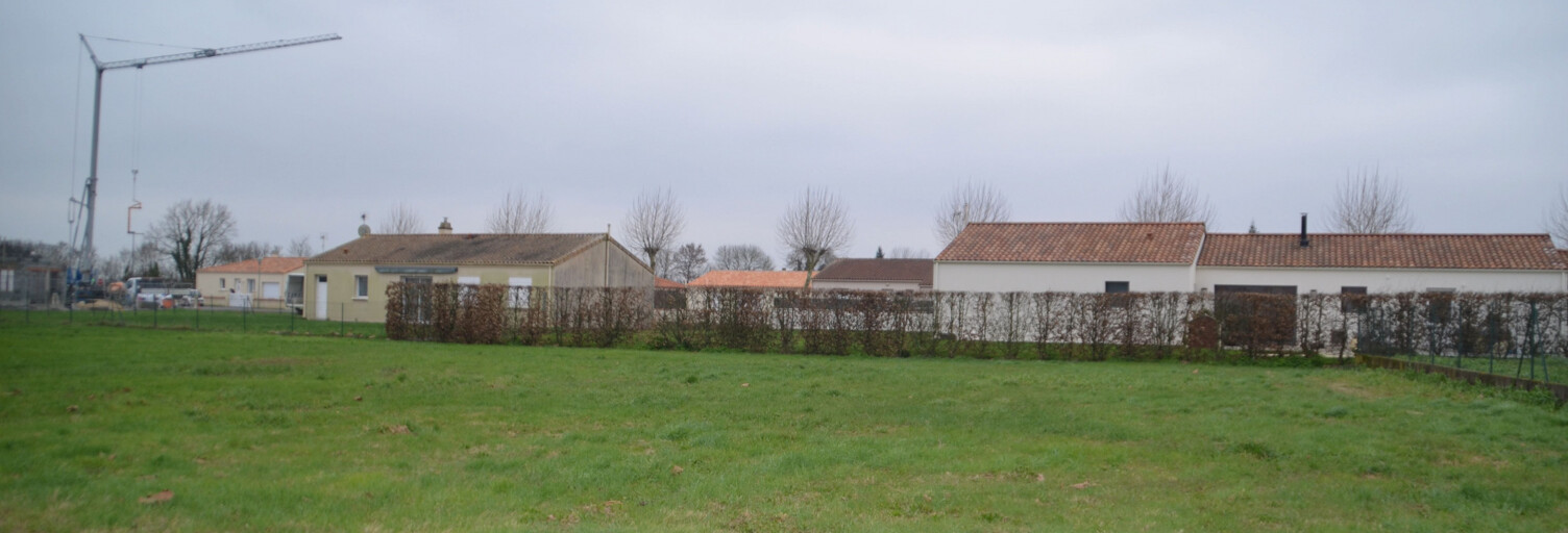 Terrain  723 m² à vendre à Saint-Maurice-des-Noues (85120)