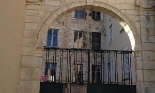 Maison  905 m² à vendre à Saint-Gaultier (36800)