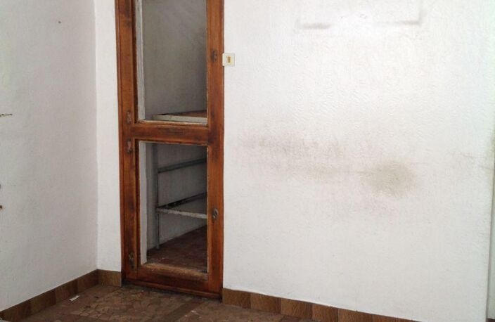 Vente commerce 5 pièces  Saint-Gaultier (36800) — photo 2
