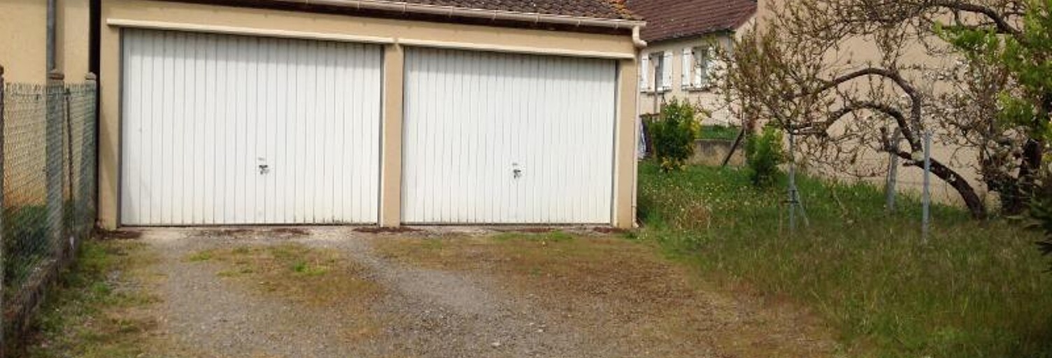 Garage  583 m² à vendre à Saint-Gaultier (36800)