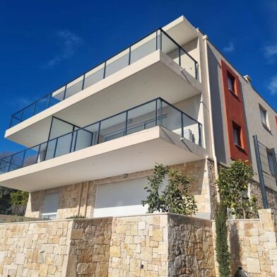 Appartement 4 pièces 892000 €