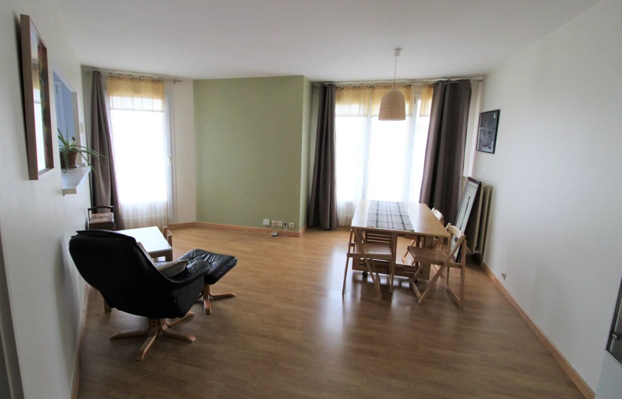 appartement 3 pièces 72 m2 à Pontault-Combault (77340)