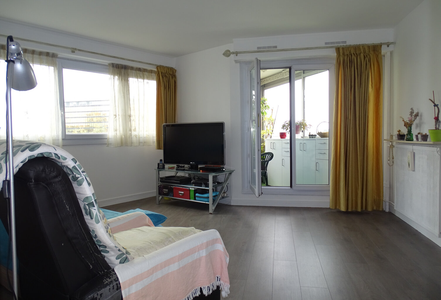 EXCLUSIVEMENT CHEZ COBIMMO Appartement 3 Pièces très lumineu — photo 1