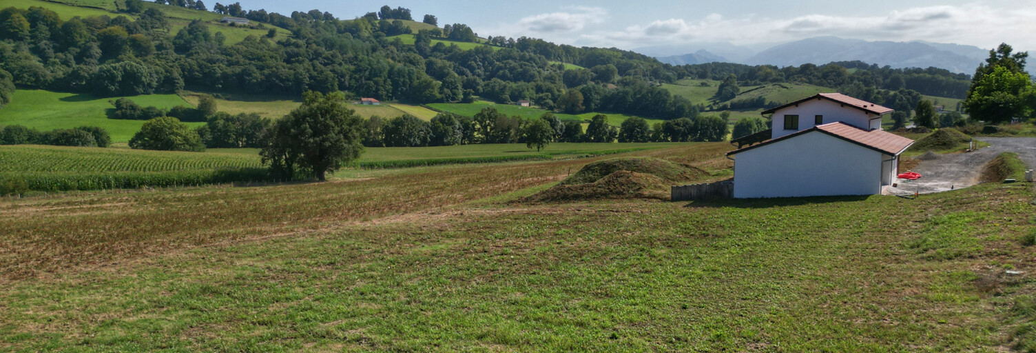 Terrain  1198 m² à vendre à Saint-Jean-Pied-de-Port (64220)