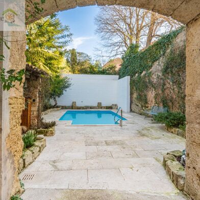 Maison 10 pièces 800000 €