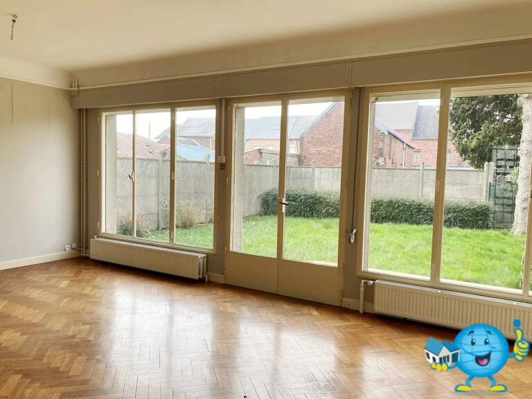 En vente chez BRUYERE IMMOBILIER — photo 1