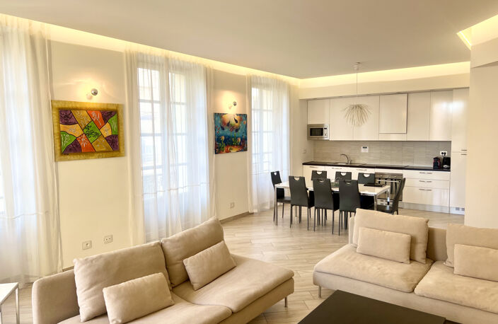 CANNES CENTRE BANANE T3/T4 SUD 96M2 TERRASSES SUD — photo 3