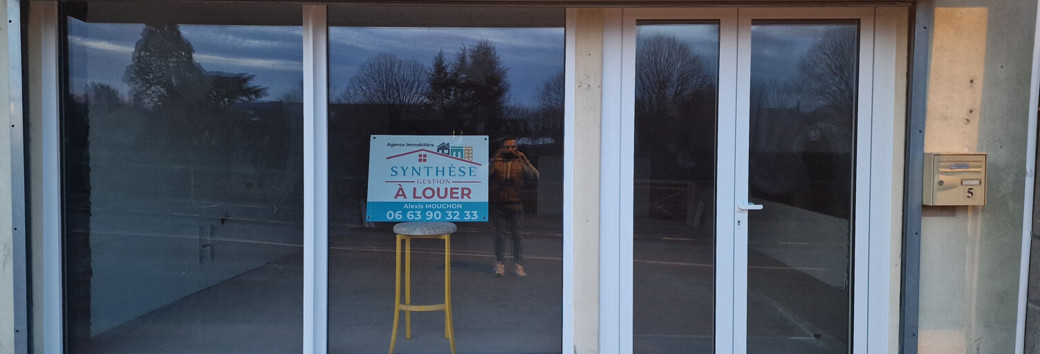 Commerce  92 m² à louer à Saintes (17100)