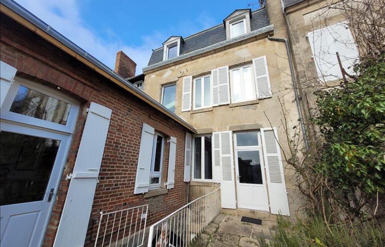 maison 7 pièces 242 m2 à vendre à Dun-le-Palestel (23800)