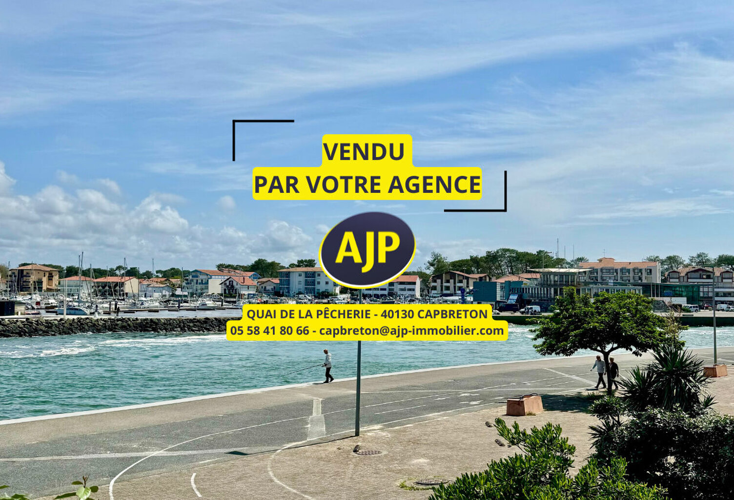 CAPBRETON PLAGE - T2 VUE PORT ET CANAL AVEC TERRASSE ET PARKING — photo 1